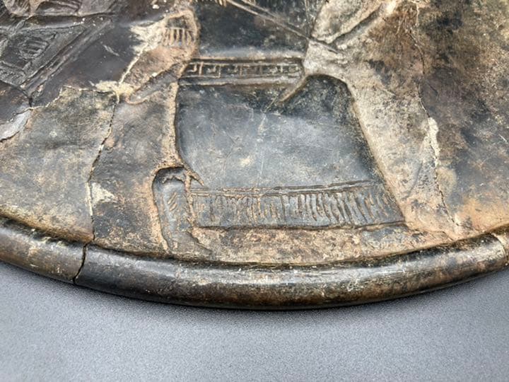 シュメール発掘品　ブラックストーン彫刻　紀元前2500年　メソポタミア