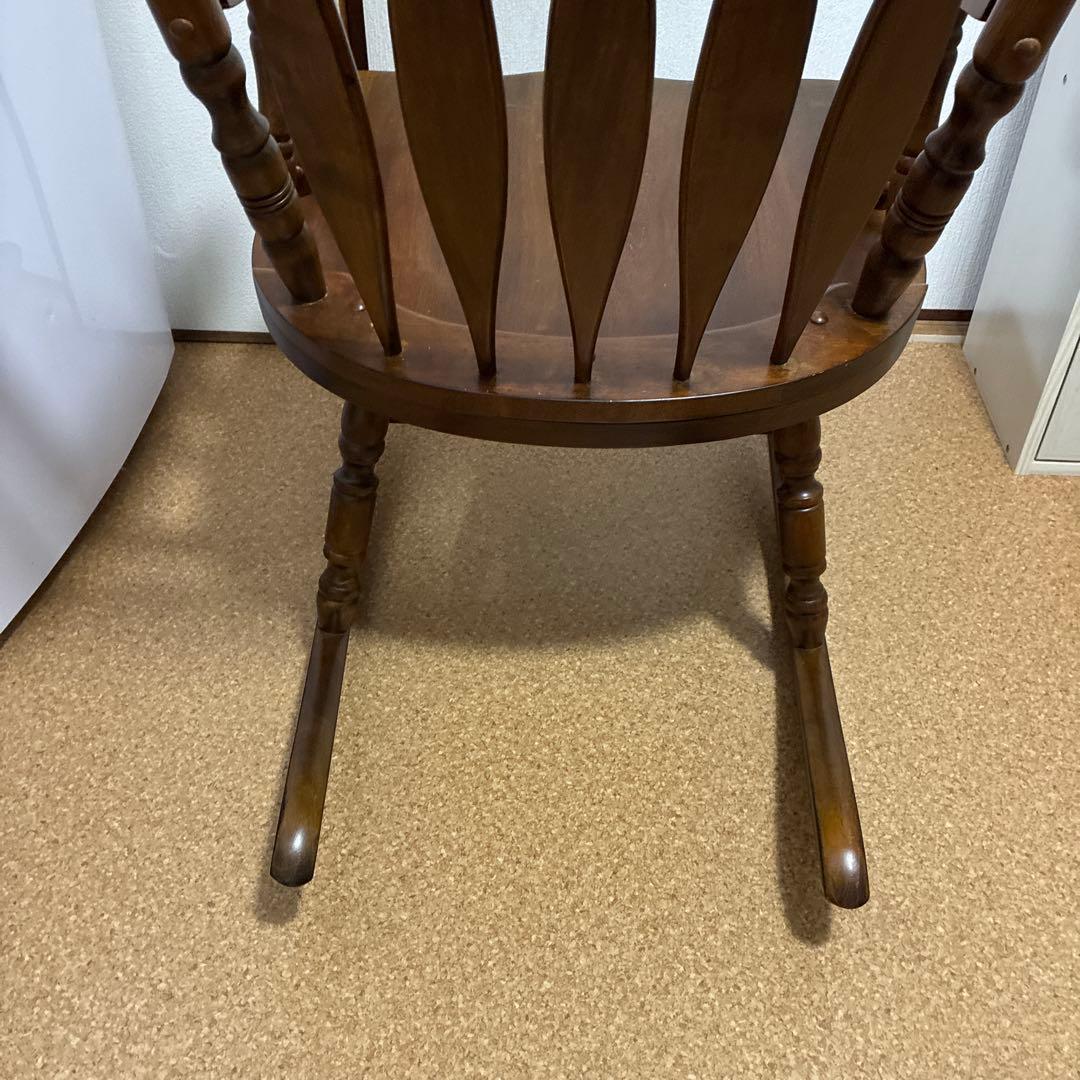 不二貿易　木製　ロッキングチェア 椅子　肘掛け付 彫刻