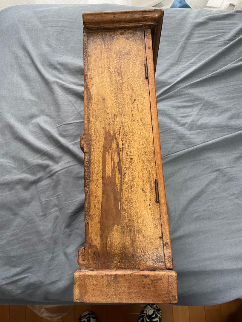 木製ガラス扉収納キャビネット　壁掛けOK