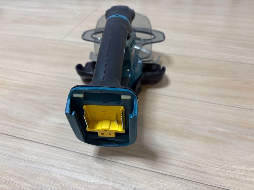 Makita MUM604D 芝刈り機 18V 160mm
