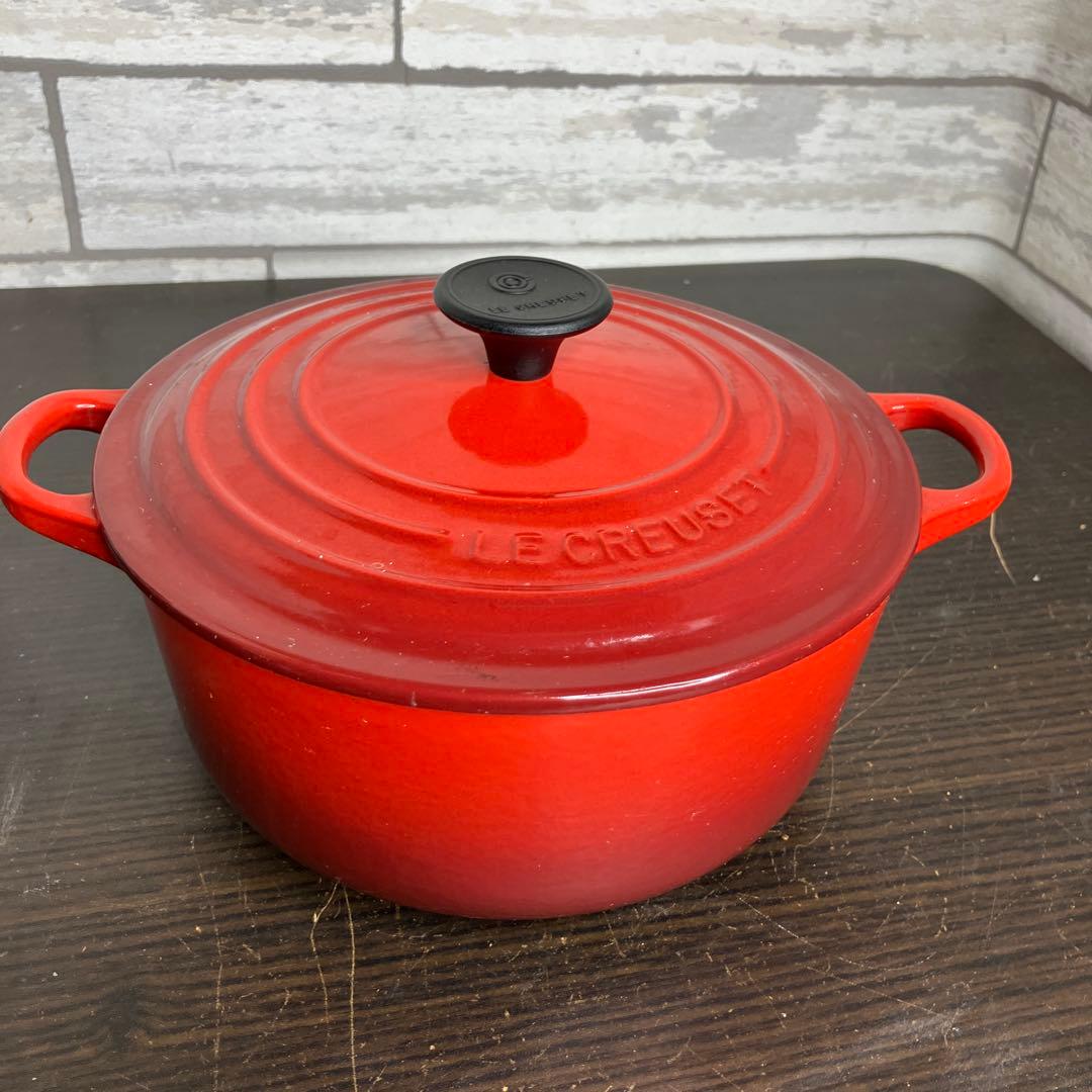 Le Creuset ホーロー 両手鍋 赤 20cm