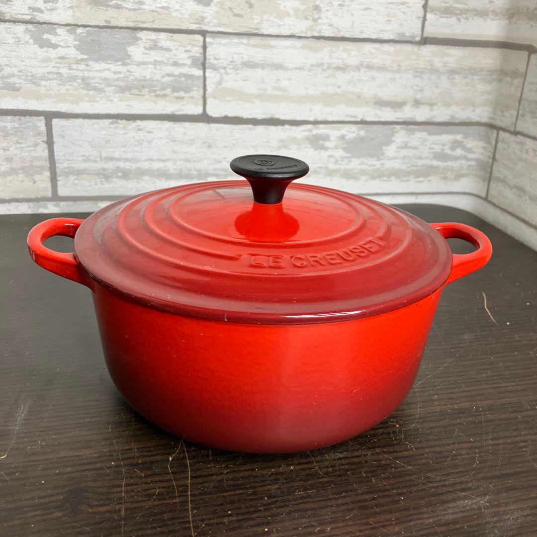 Le Creuset ホーロー 両手鍋 赤 20cm