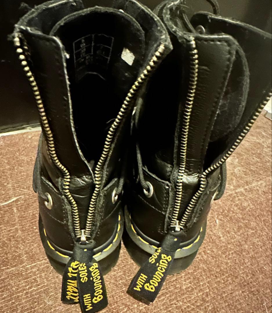 ドクターマーチン　ダリア　ゴスブーツ