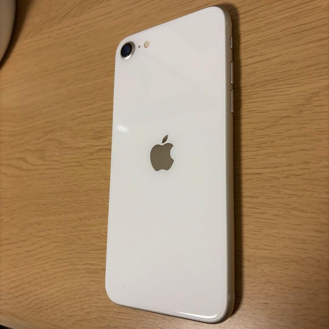 iPhone se 第三世代　スターライト　64GB