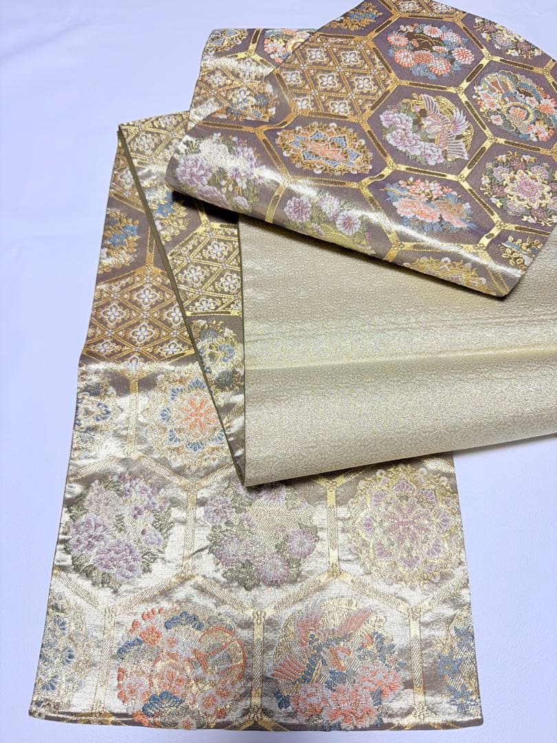高級 袋帯 正絹 六通柄 ゴールド 金糸 フォーマル 訪問着 留袖 色無地