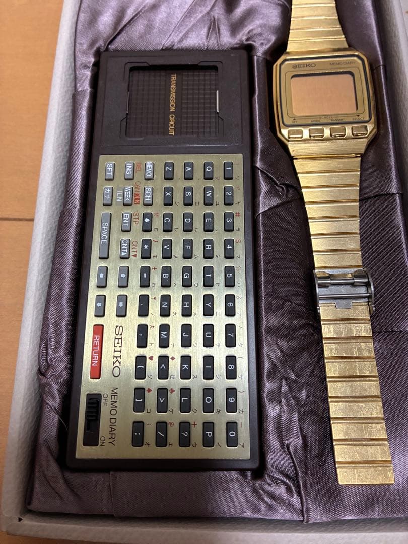 SEIKO UW02-0010 メモダイアリー ゴールド デジタル クオーツ