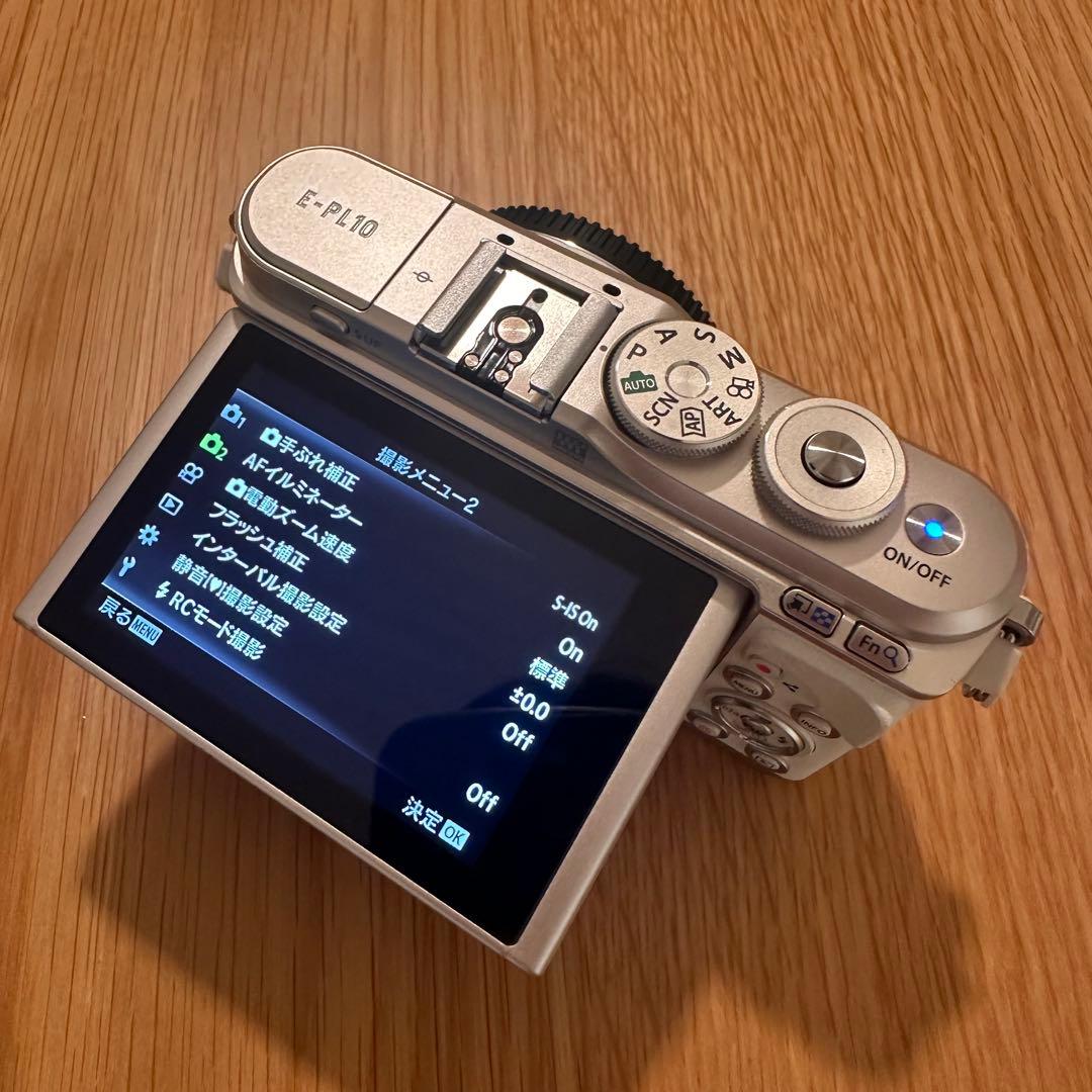 美品 Olympus E-PL10 カメラ 一眼レフ デジカメ ミラーレス
