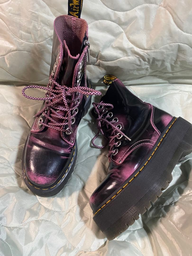 【美品】Dr. Martens バレンタイン厚底　フォンダンピンクUK5