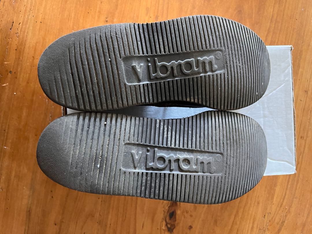 25cm 箱付 Russell Moccasin Chukka ビブラムソール