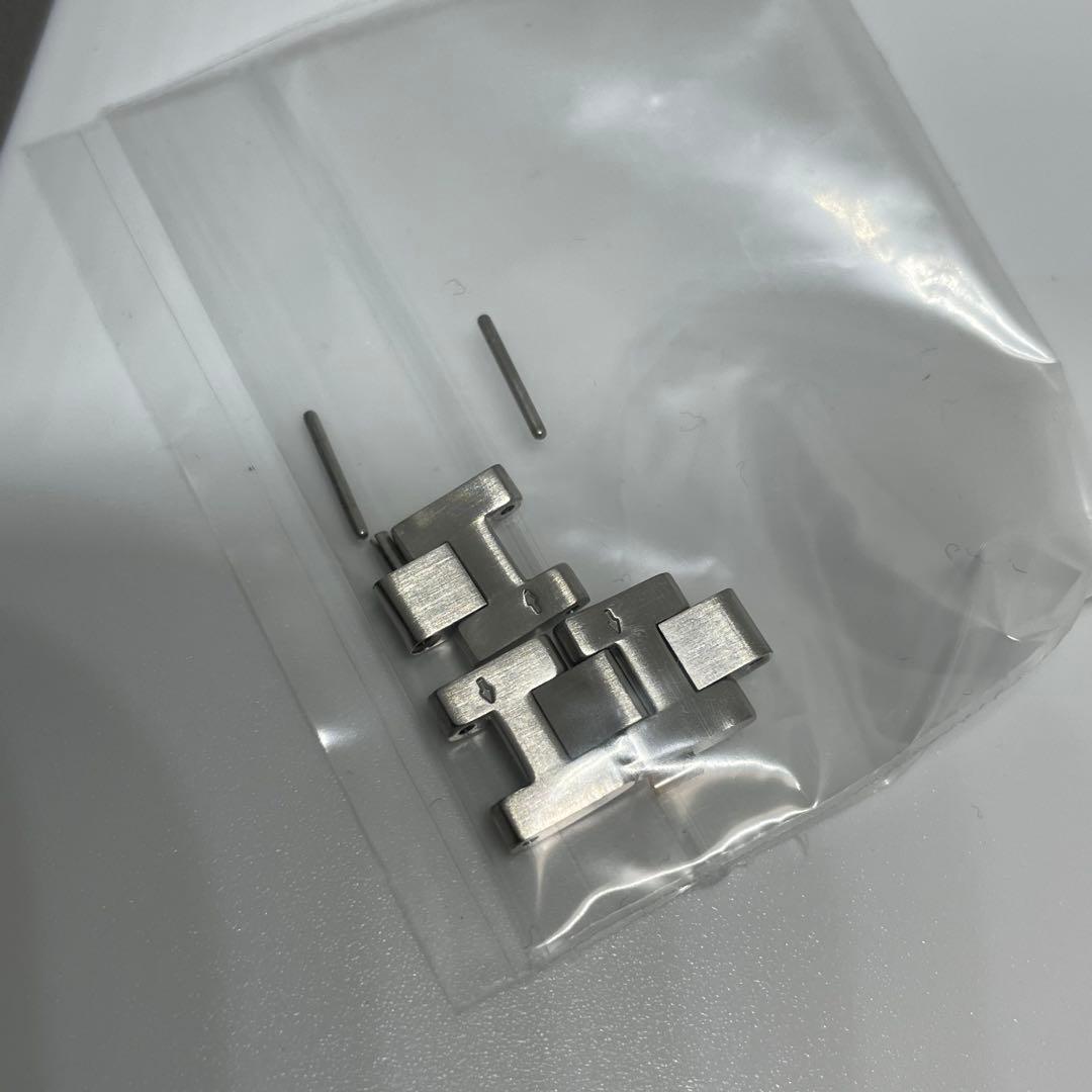 HIROB ソーラー腕時計 スクエア ローマ数字 箱付　コマ付き