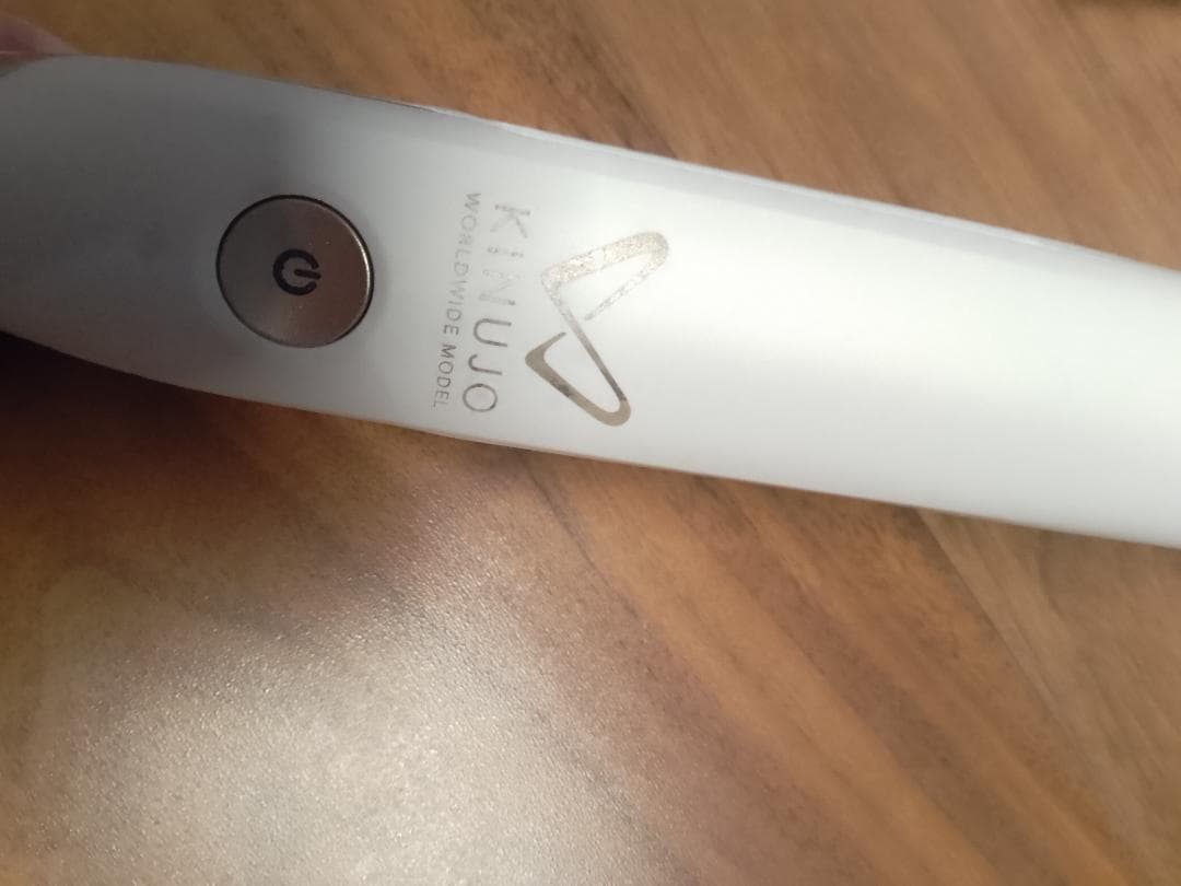 キヌージョ 絹女 ヘアアイロン