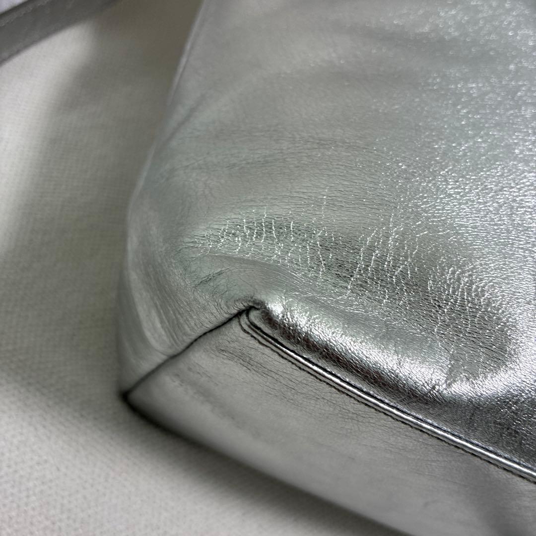 russet ソフトレザーシンプルショルダーバッグ　シルバー　2way