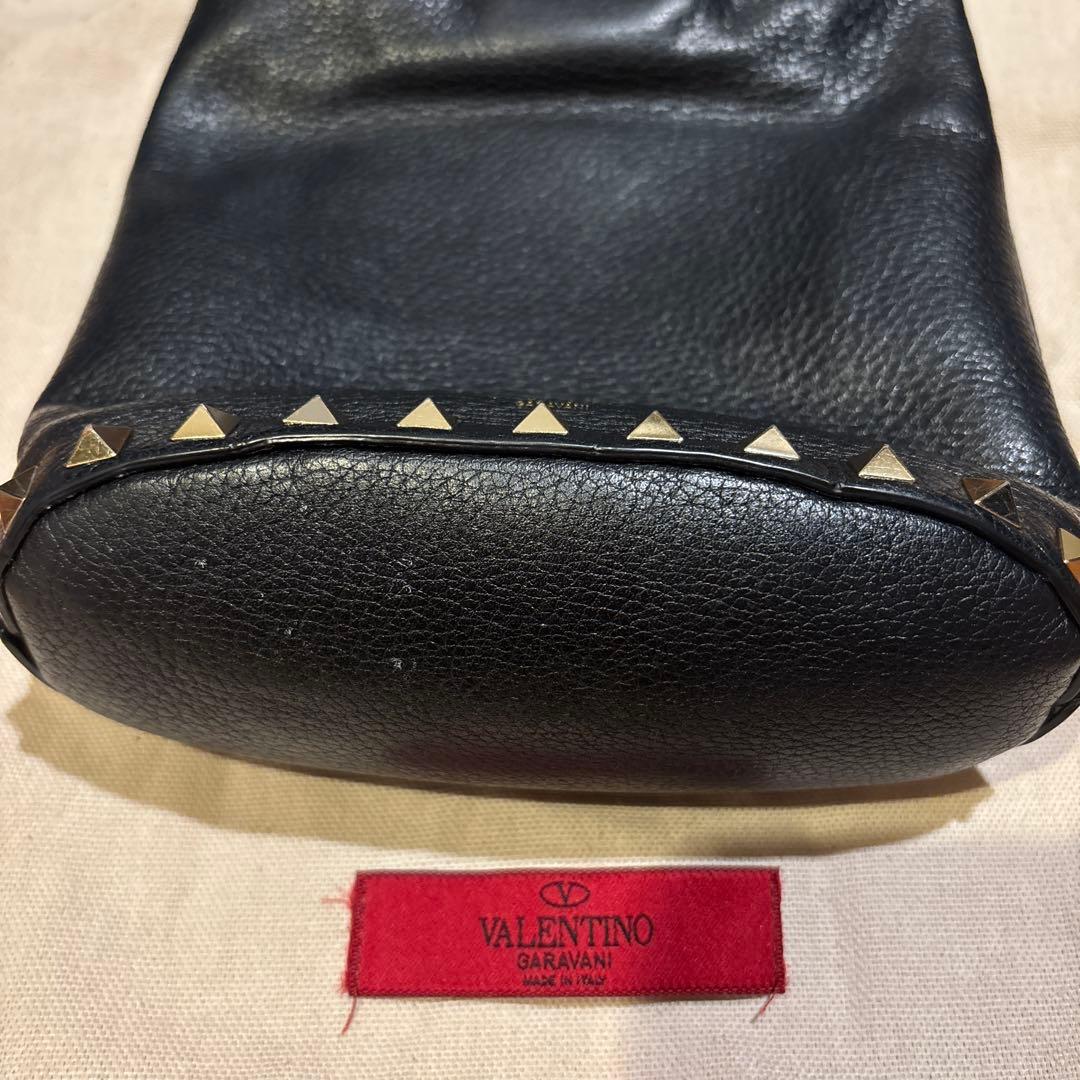 ヴァレンティノ　ロックスタッズショルダーバッグ