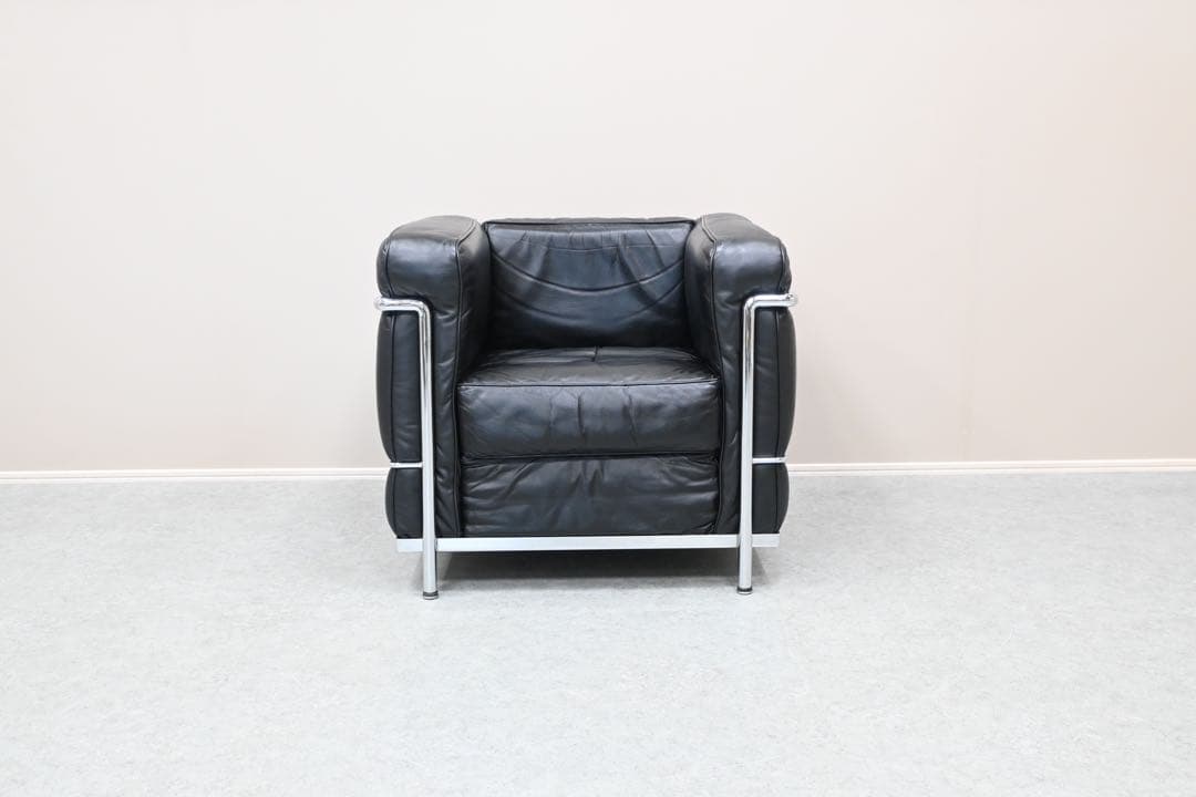 【極美品】 LC2 リプロダクト IDC大塚家具 黒本革 ル・コルビュジエ