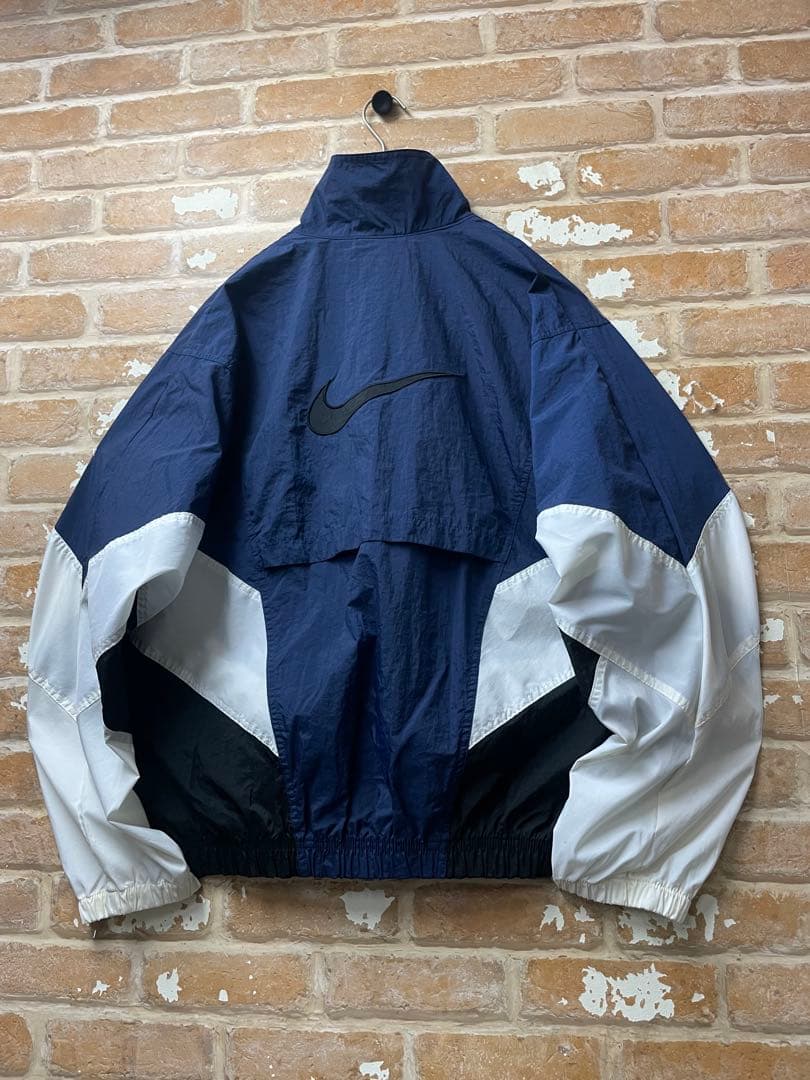 90s NIKE ナイキ　ナイロンジャケット　y2k ネイビー　刺繍　銀タグ