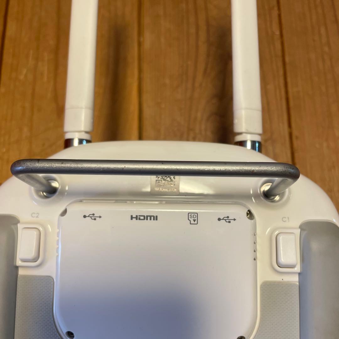 【ジャンク品】DJI Phantom 4 リモートコントローラー　GL300E