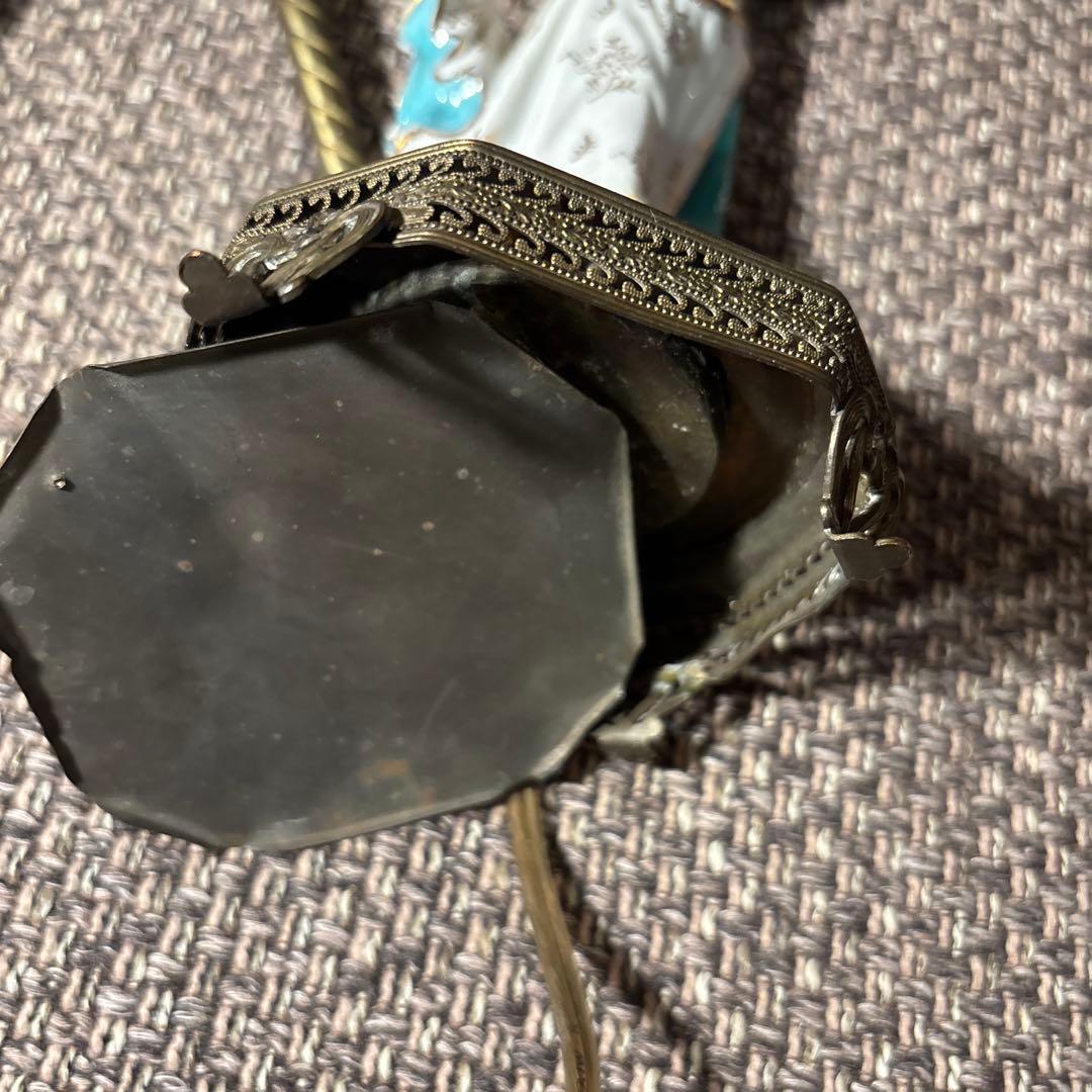 女性像の陶器ランプ　アンティークランプ