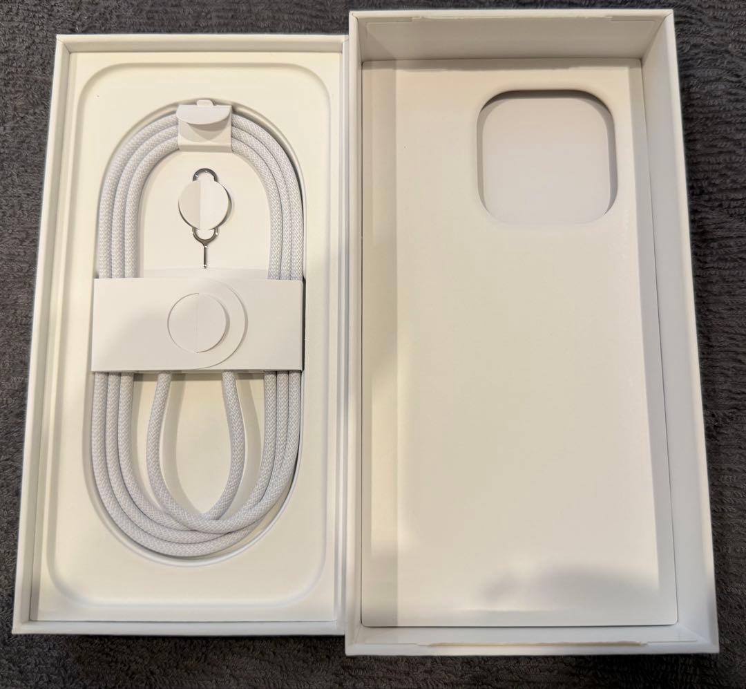 iPhone16pro 256GB デザートチタニウム ゴールド