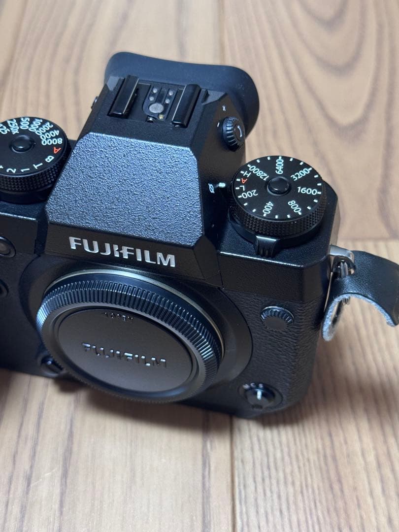 FUJIFILM X-H1 富士フイルム 予備のバッテリー付き中古品