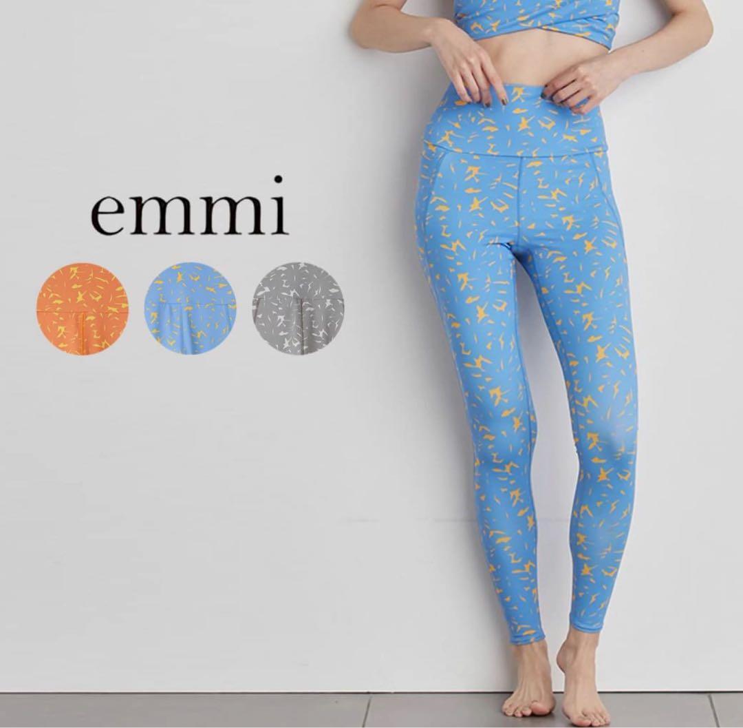 ■新品■emmi yoga エミヨガ　トップス&レギンス　上下セット　7-9号