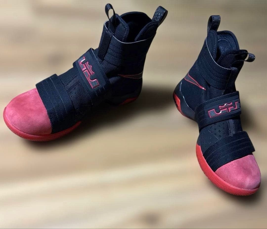 シューズ(男性用) NIKE LeBron Zoom Soldier 10