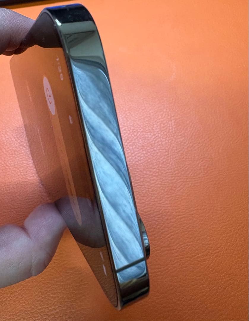 Apple iPhone 14 Pro 128GB ゴールド 本体　美品