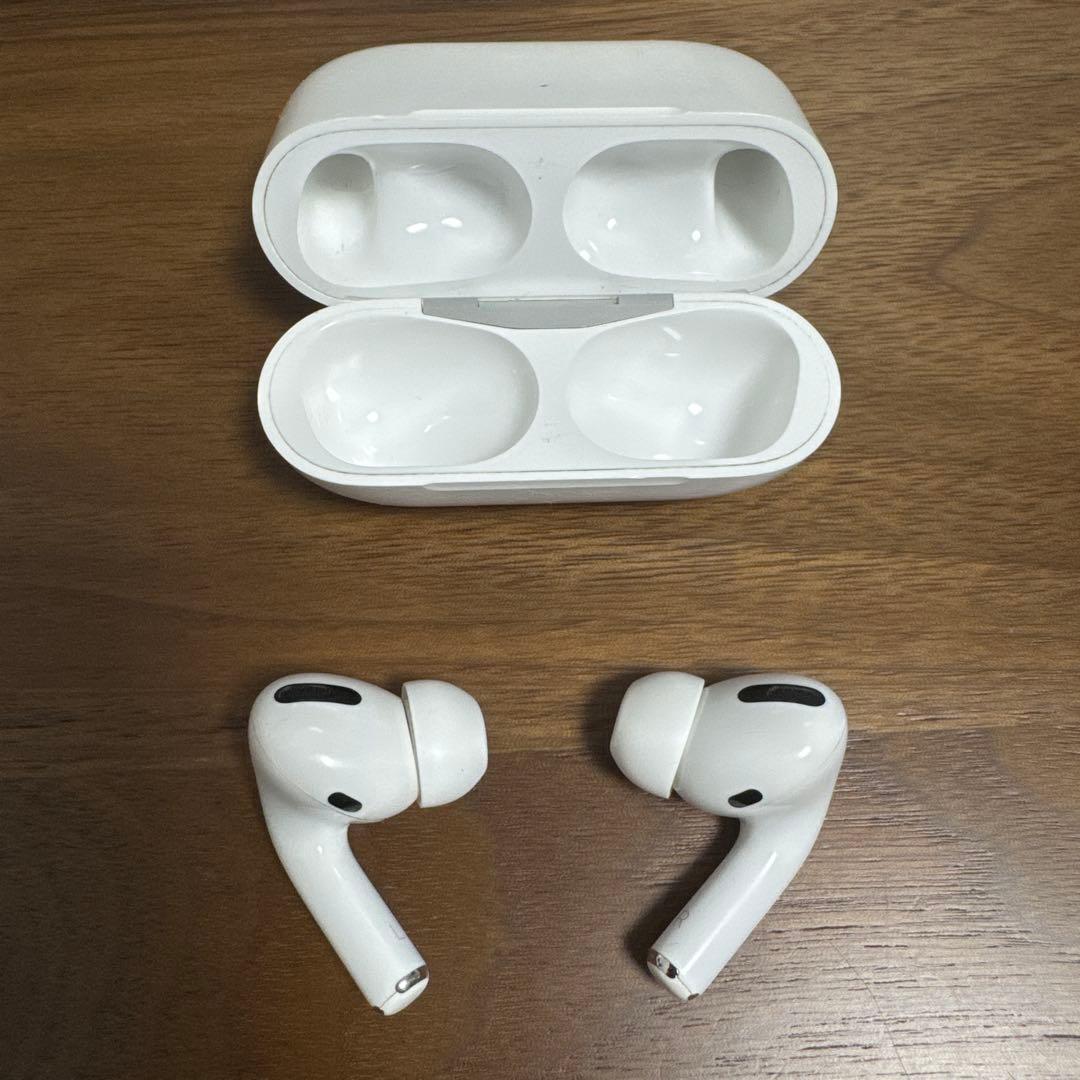 AirPods Pro 本体 + 付属品