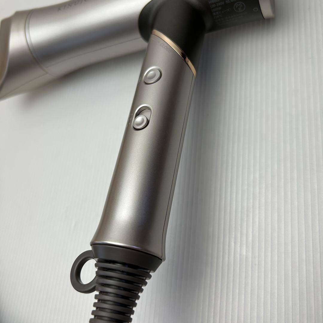 KINUIO ドライヤー HW001｜美品｜速乾＆マイナスイオン｜ヘアケア