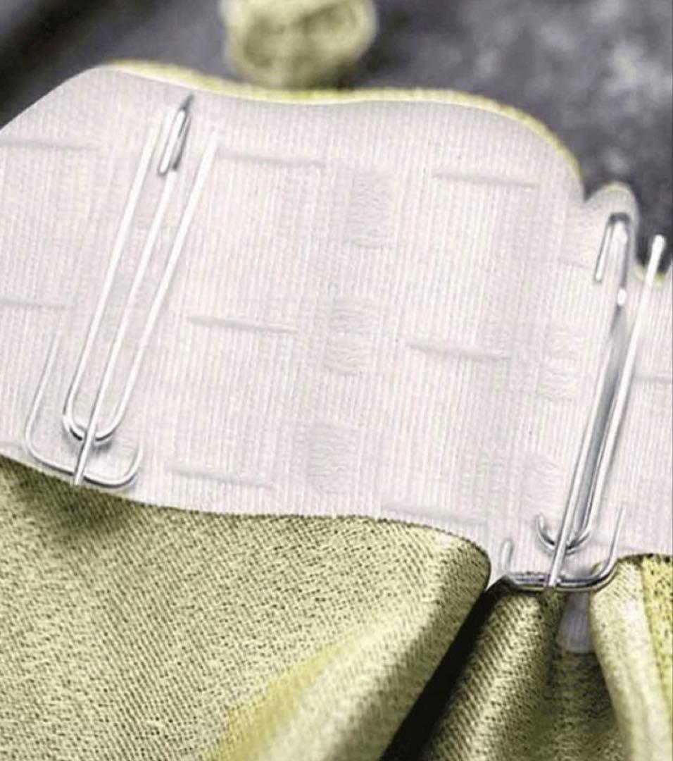 フランス製　スカラップスタイルカーテン　付属品付き