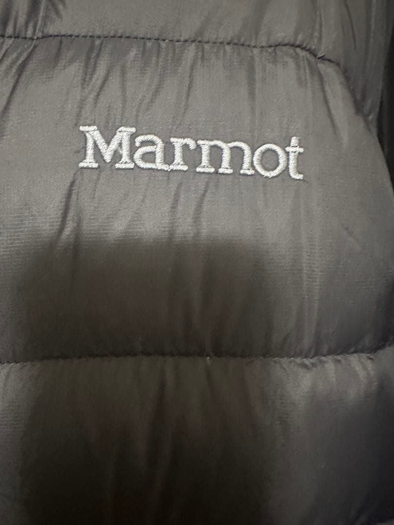 Marmot ライトダウン