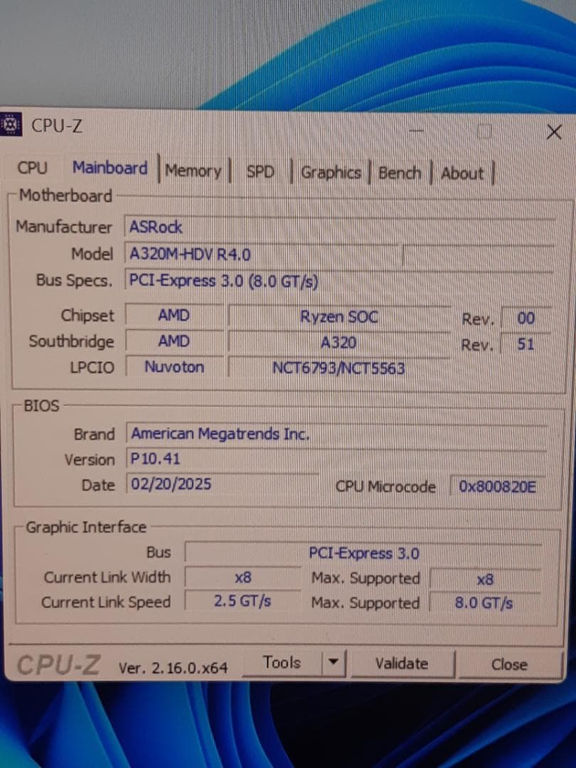 自作PC　RYZEN7 2700・16GB・256GB・R7 240・WIN11