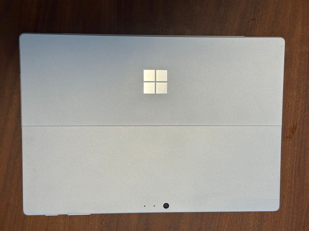 美品Surface Pro5 LTEモデル i5-7300 128GB