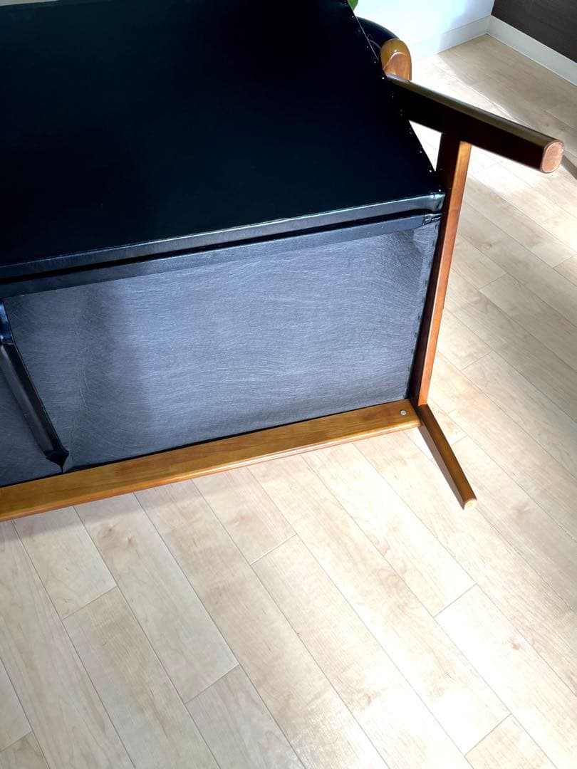 難ありです‼️カリモク60　Kチェア　2シーター　黒