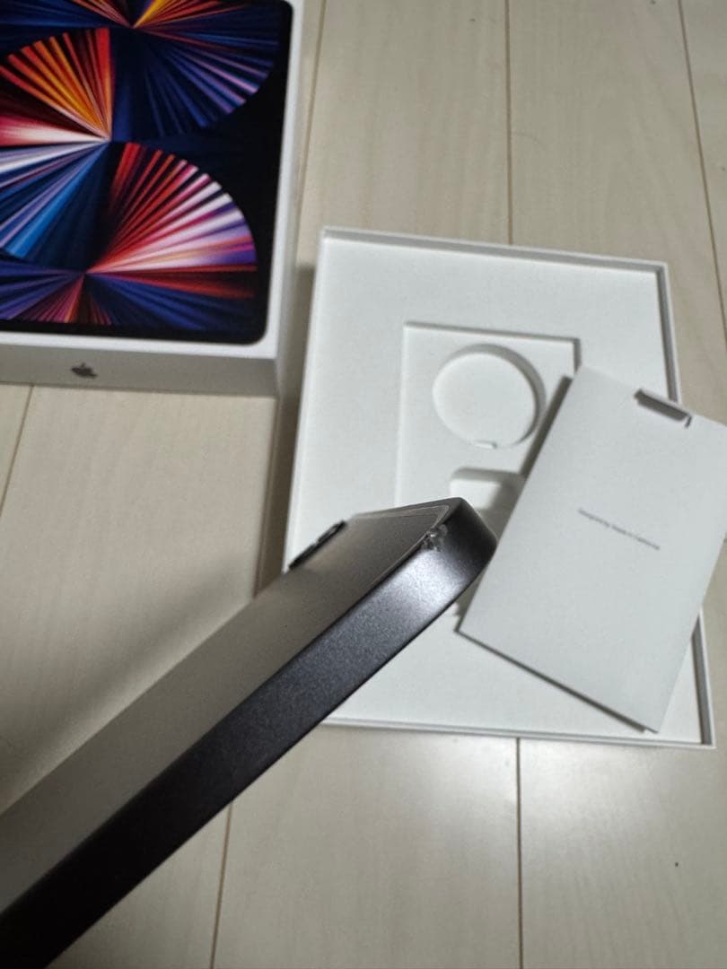 iPad Pro 12.9（第５世代）スペースグレー 本体