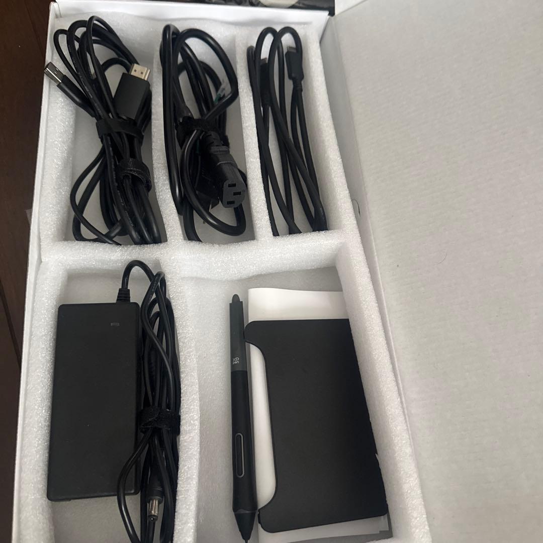 XP-Pen Artist 22 Plus 本体　液晶タブレット