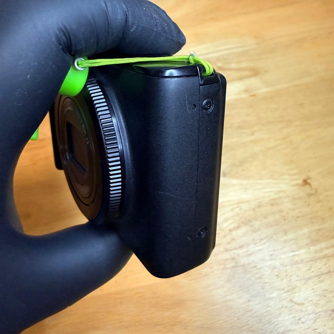 【写真18枚】Canon S95 コンパクトデジタルカメラ