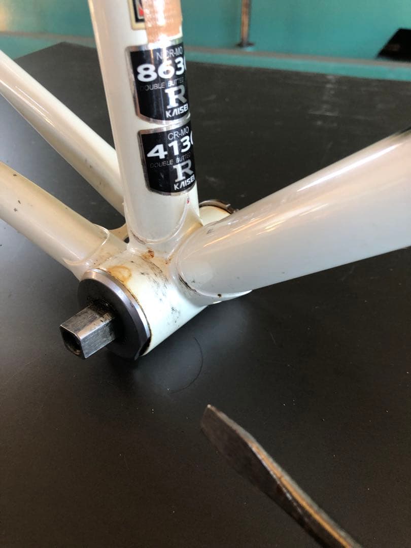 MAKINO マキノ　フレーム 競輪　njs刻印 bb有　凹みあり？