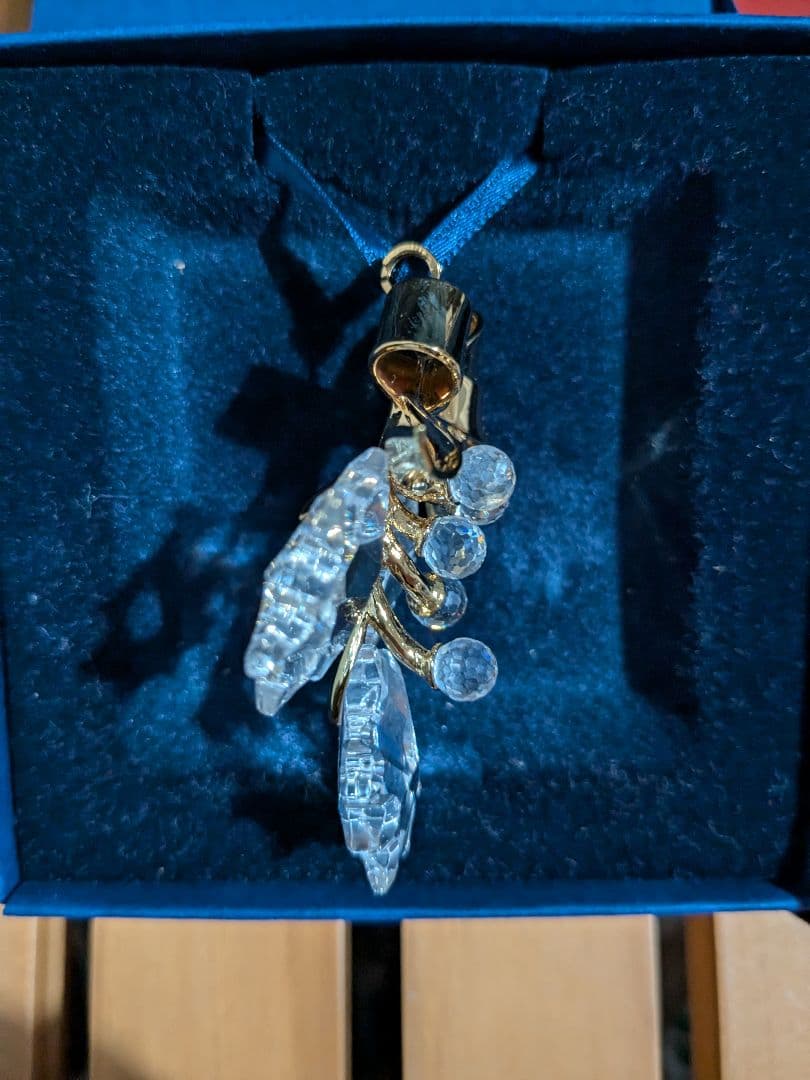 スワロフスキー☆クリスマスオーナメント柊