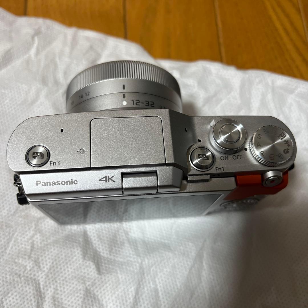 Panasonic LUMIX G DC-GF9Wミラーレス 4K