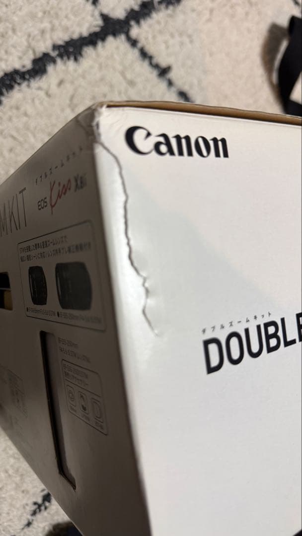 【お得！】Canon EOS kiss x8i ダブルズームキット 箱あり