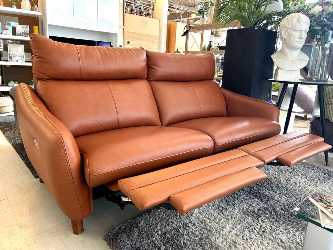 本革レザー 電動リクライニング2人掛けソファ　ヤマダデンキ×IDC大塚家具