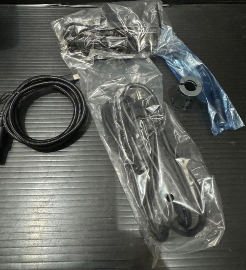 JVC ビデオカメラ『GZ-F200-W』