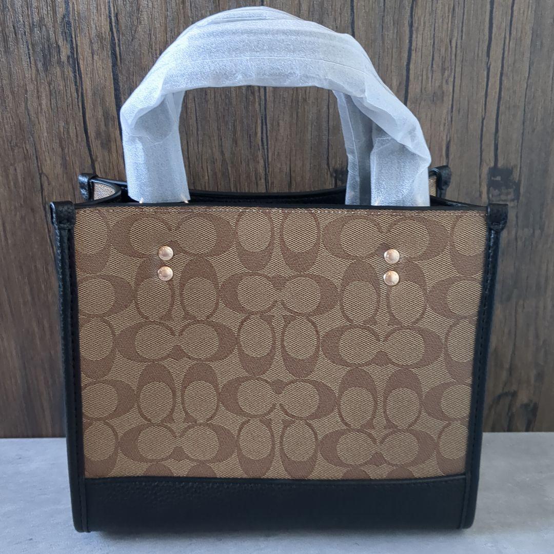 【新品】COACH　デンプシー トート 22 シグネチャー キャンバス