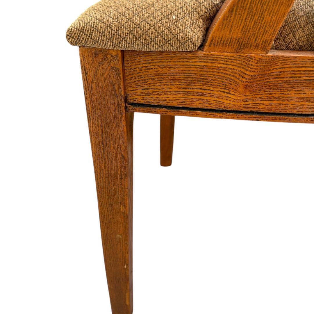 ② アンティーク 椅子 ヴィンテージ インテリア 木製チェア　スタッズ　ベージュ