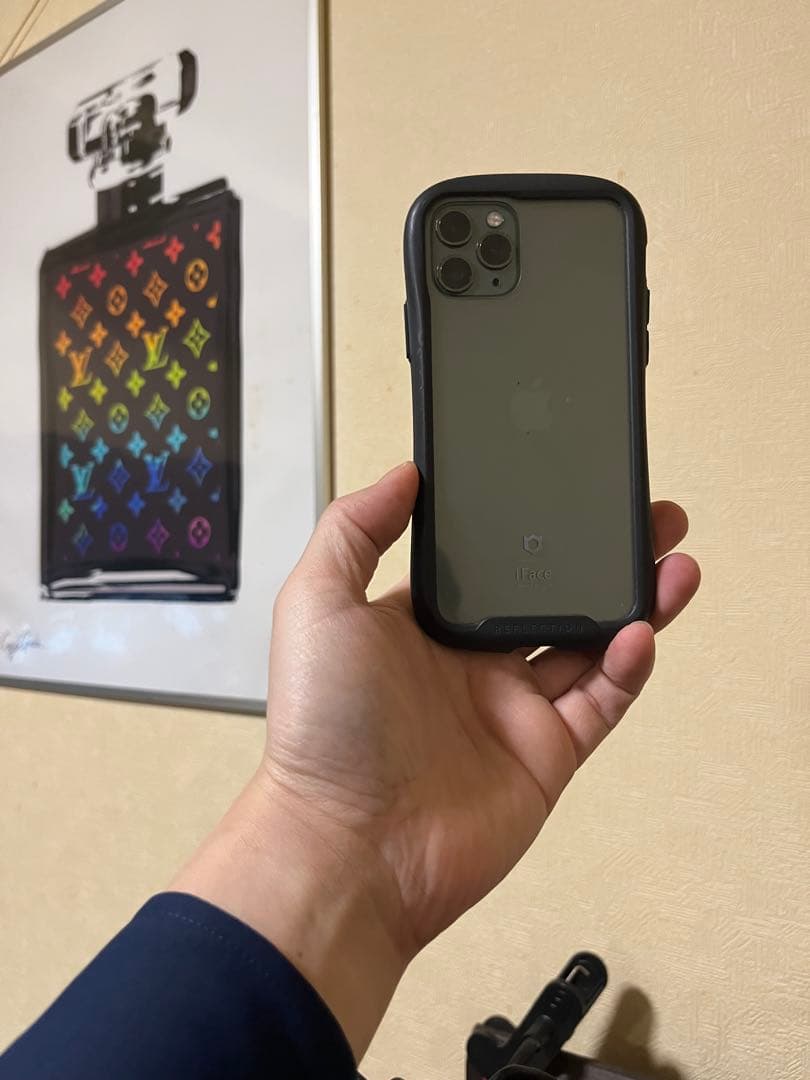 カバー、強化ガラス付きiPhone 11 Proミッドナイトグリーン 256GB