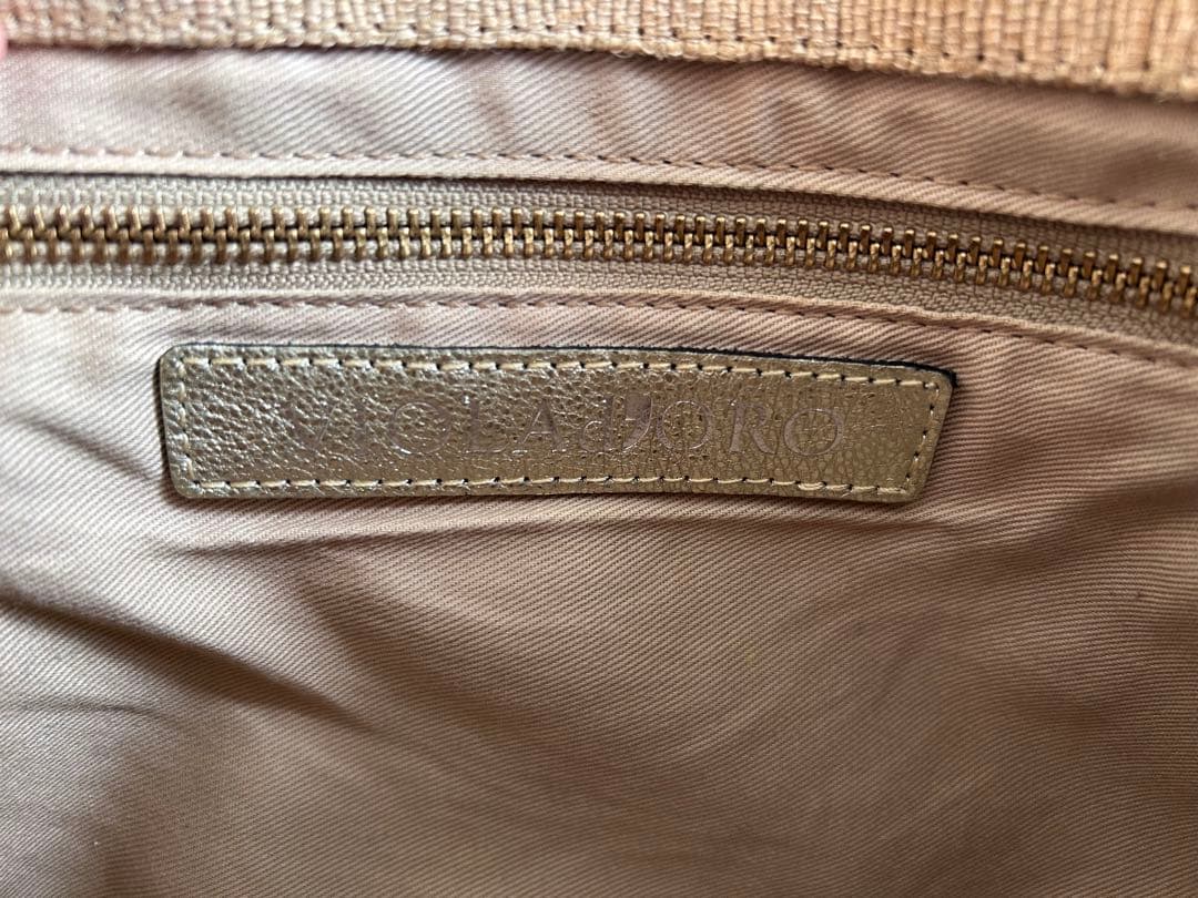 VIOLAD'ORO ゴールド　かごバッグ タッセル付き ヴィオラドーロ