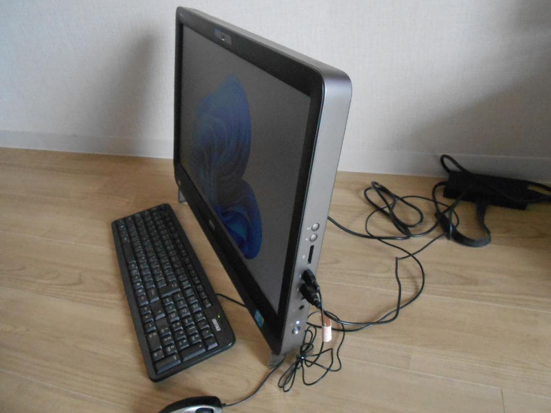 直接引取可 おまけ付 フルセット DELL デスクトップ一体型PC 近隣配送可