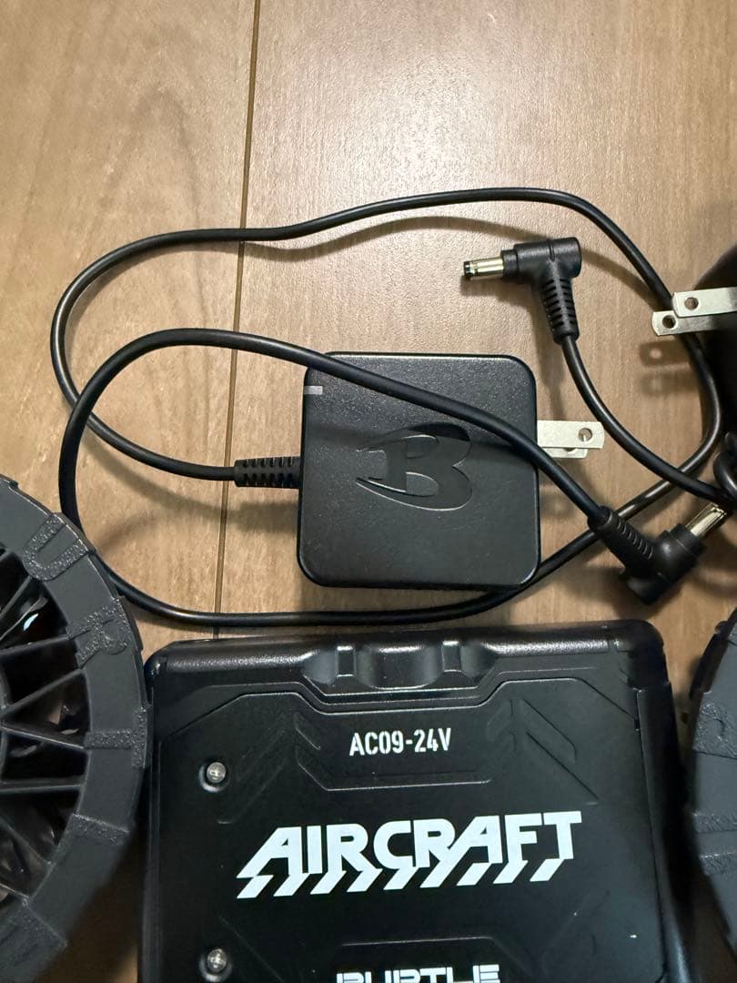 BURTLE AIRCRAFT 24V Li-ion バッテリー ファン4個