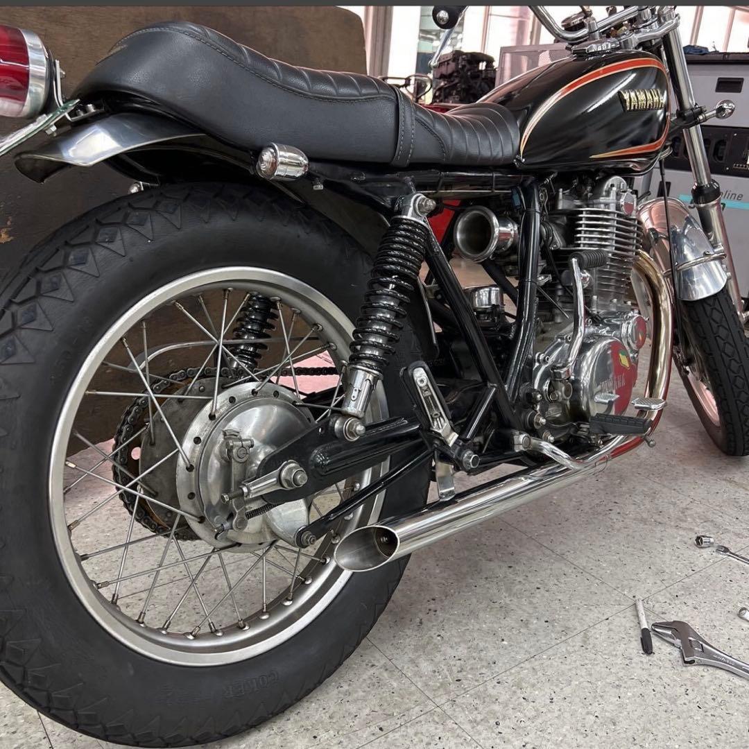 ど*ゃ様 ワンオフ　SR400 ショート菅　ドラッグパイプスラッシュカットマフラ