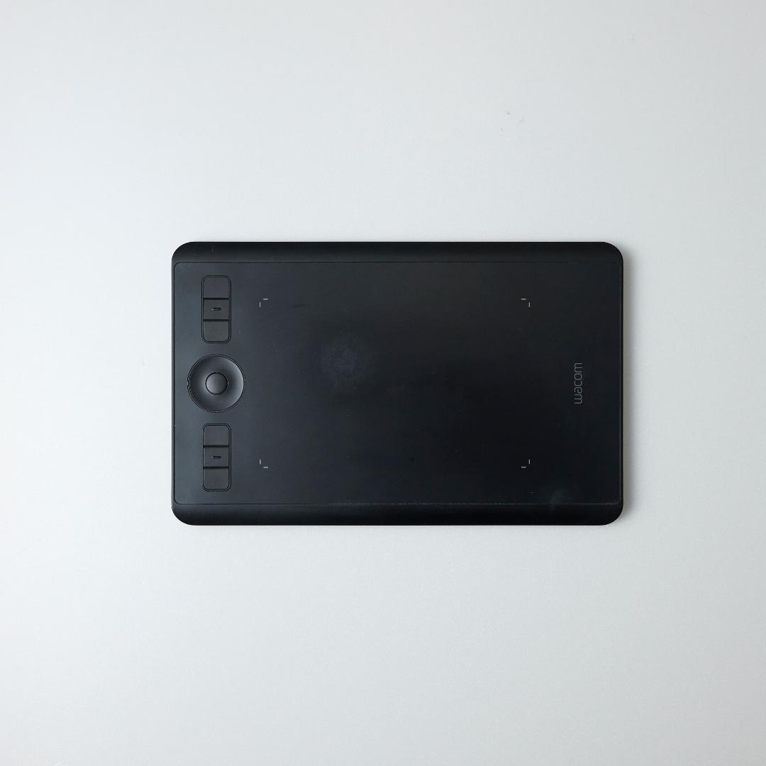 Wacom ペンタブレット Intuos Pro Small PTH-460